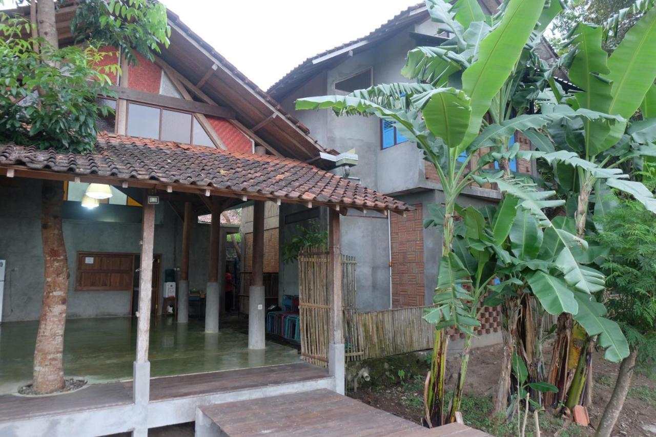 Hotel Omah Kebon Nitiprayan Bantul Exterior foto